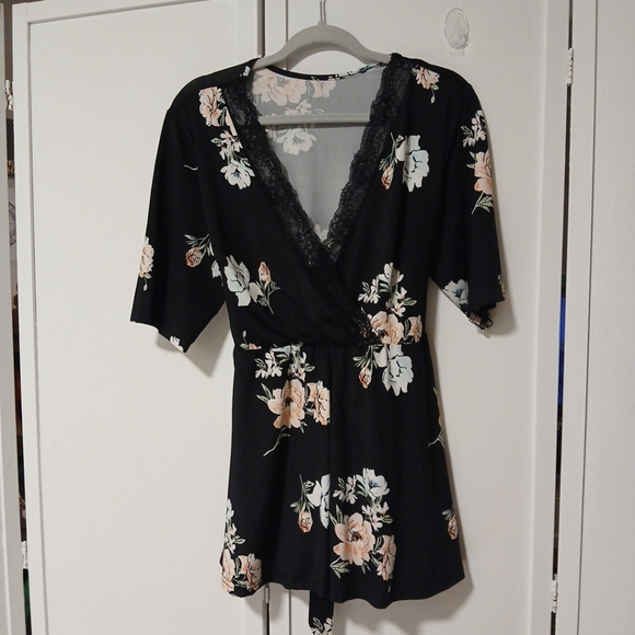 Skue Curve Floral Lace V-neck  Blouse Top Size 1XL - Picture 1 of 11